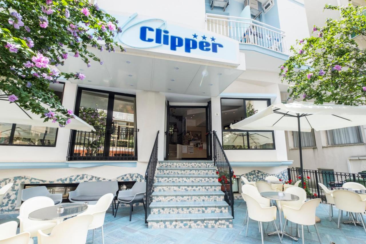 Hotel Clipper Cattolica Bagian luar foto