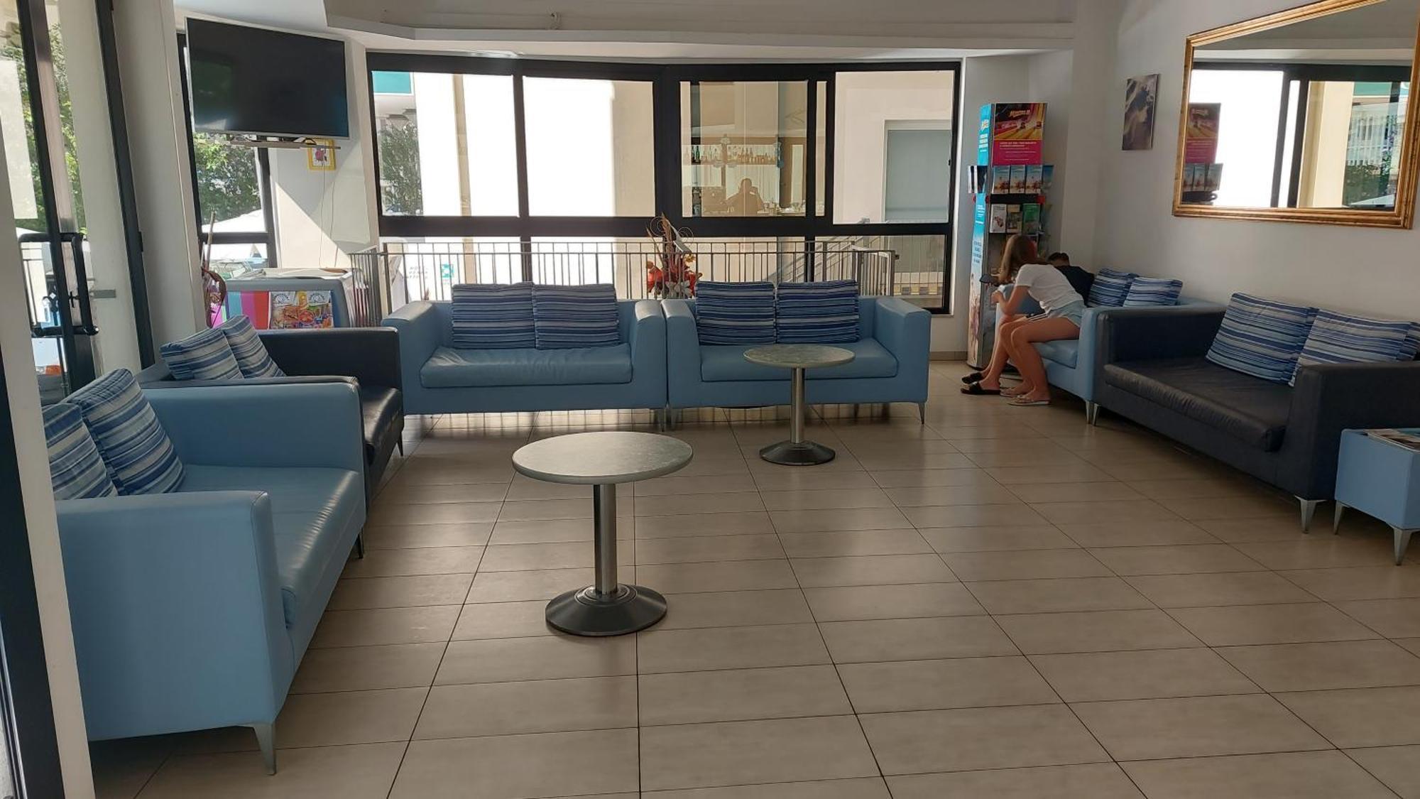 Hotel Clipper Cattolica Bagian luar foto