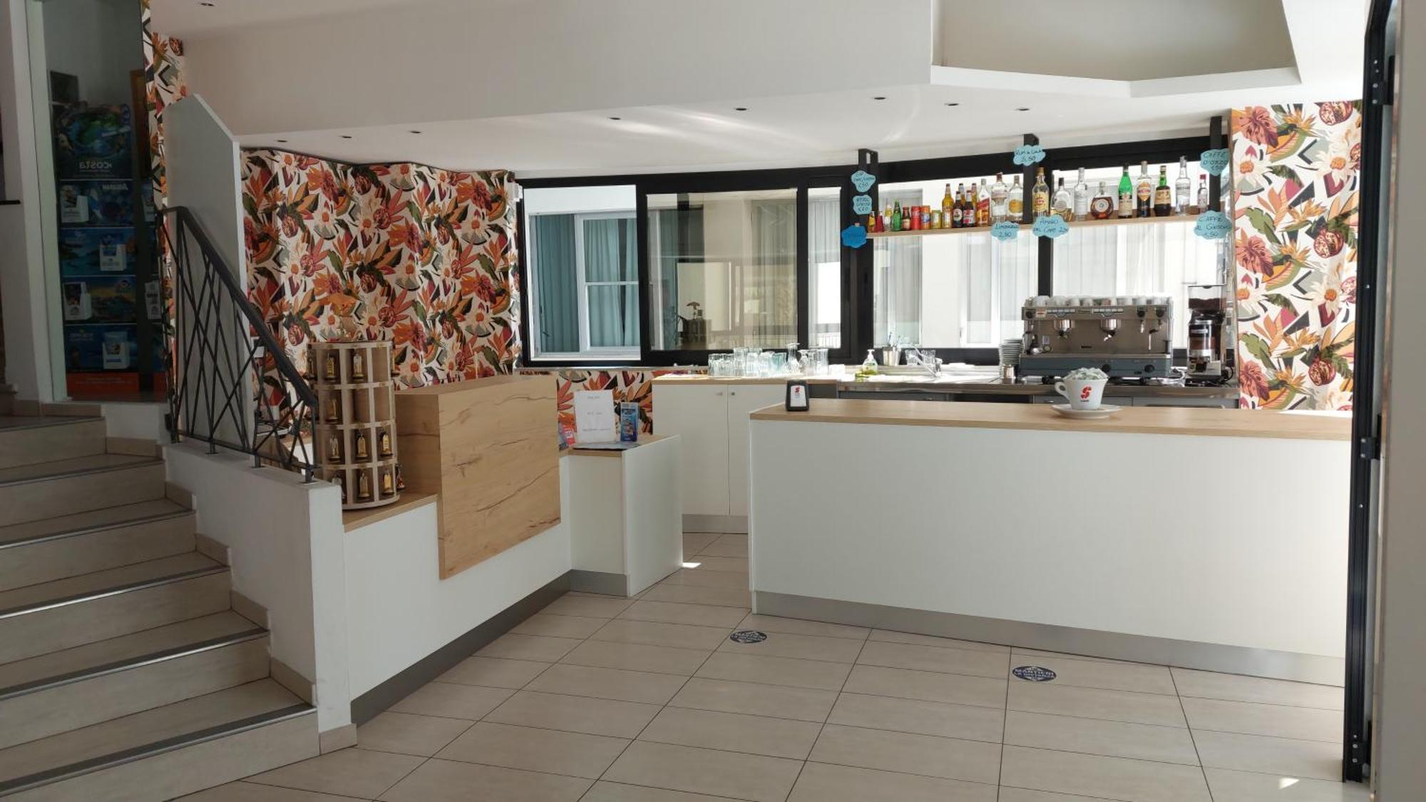 Hotel Clipper Cattolica Bagian luar foto