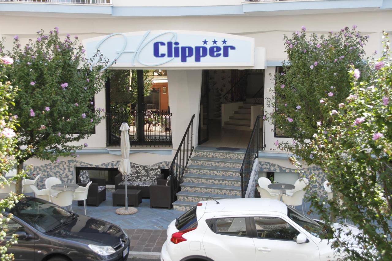 Hotel Clipper Cattolica Bagian luar foto